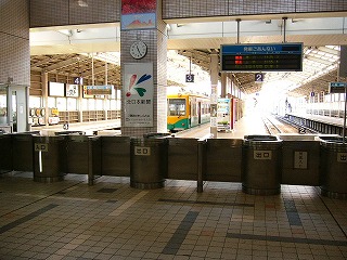 改札口