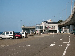 親不知ピアパーク全景