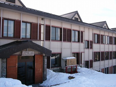 雷鳥荘のようす