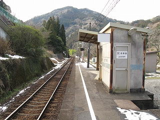 トイレつき待合室。